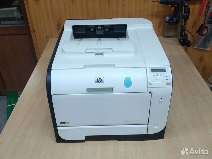Лазерный цветной принтер LazerJet PRO M451nw WiFi