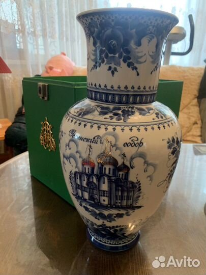 Ваза фарфор (Ручная работа)