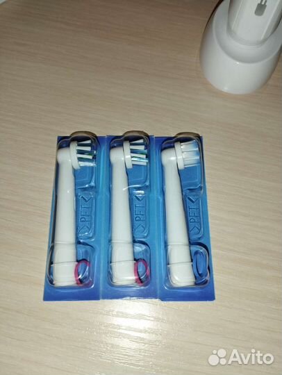 Электрическая зубная щетка oral b SMART