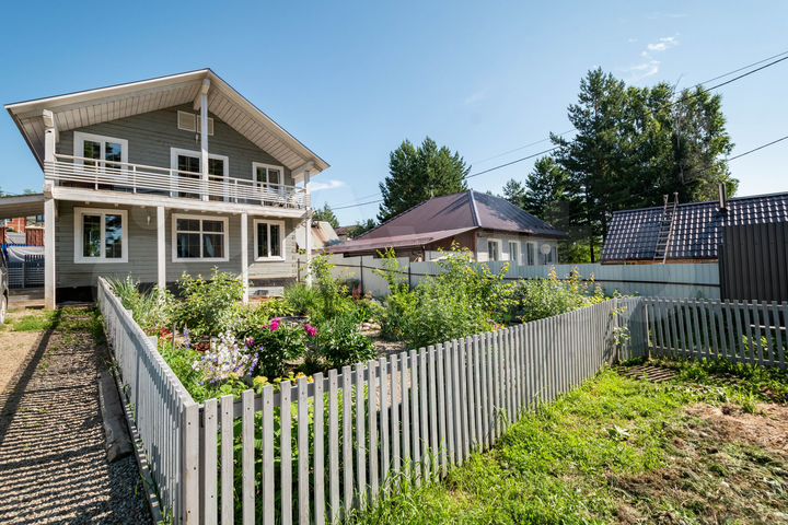 Дом 112,5 м² на участке 4,2 сот.