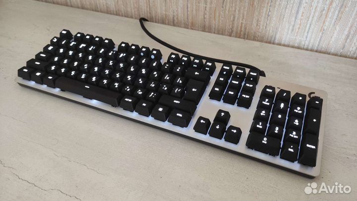 Игровая механическая кливиатура Logitech G413