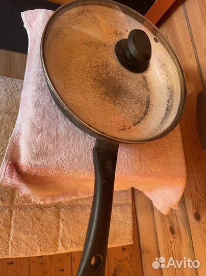 Чугунная сковорода