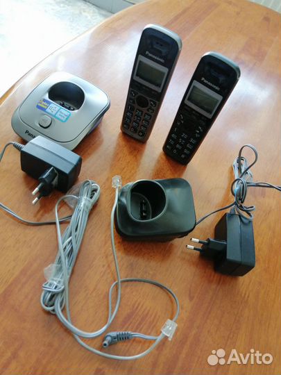Радиотелефон домашний Panasonic KX-TG2511RU