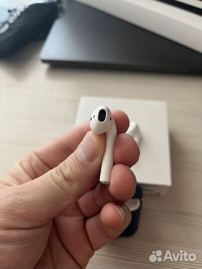 Наушники Apple Airpods 1 поколение