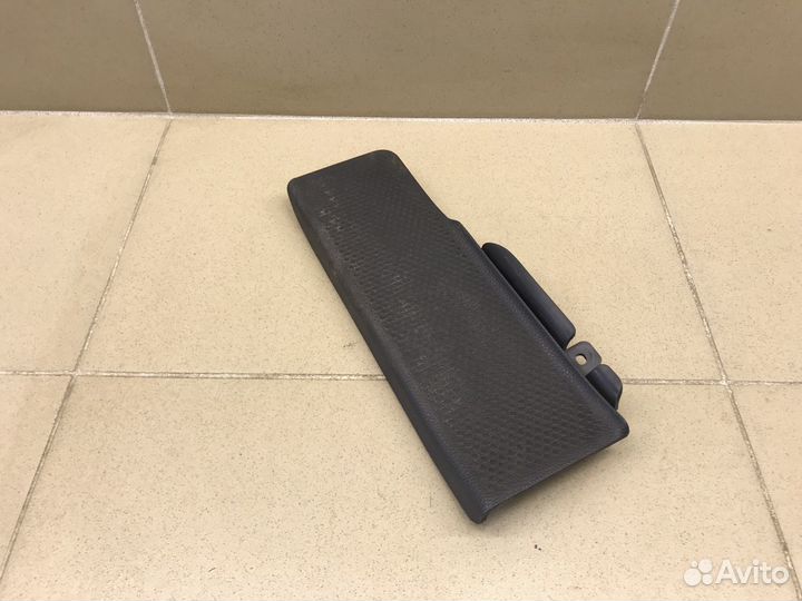 Накладка (кузов внутри) Golf V Plus 2005-2014