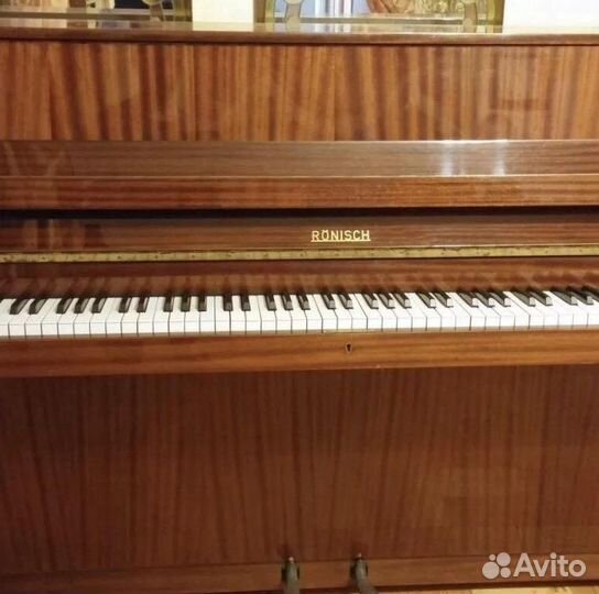 Пианино Rönisch (лопнула рама) - на запчасти