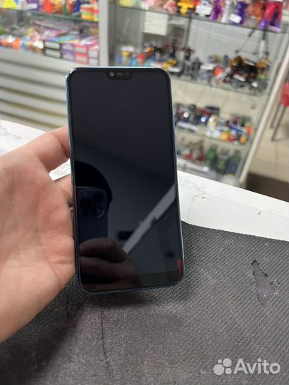 HONOR 10, 4/64 ГБ