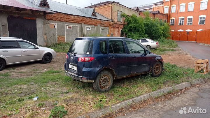 Mazda Demio 1.3 AT, 2003, 300 000 км