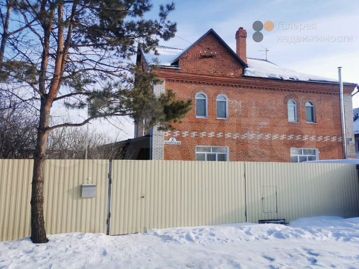 Дом 287 м² на участке 10 сот.