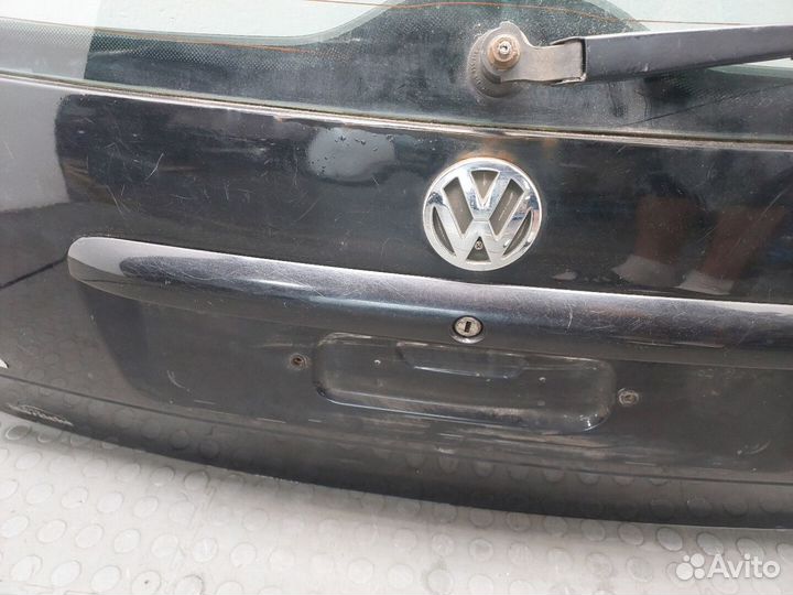 Ручка крышки багажника Volkswagen Passat 5, 2004