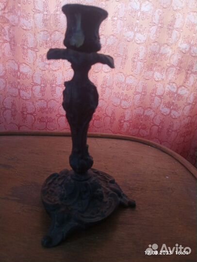 Подсвечник