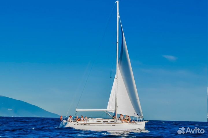 Прогулка на парусной яхте