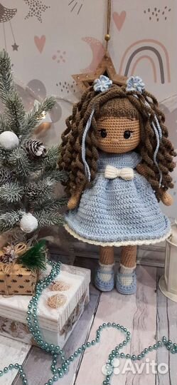 Вязаная кукла ручной работы