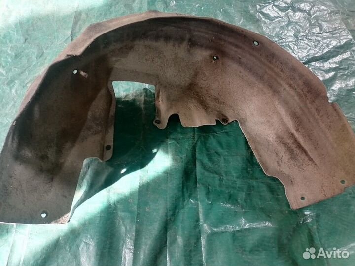 Подкрылок/локер задний правый BMW 1-Series