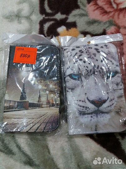 Чехлы на планшет