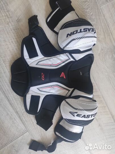 Нагрудник хоккейный easton детский