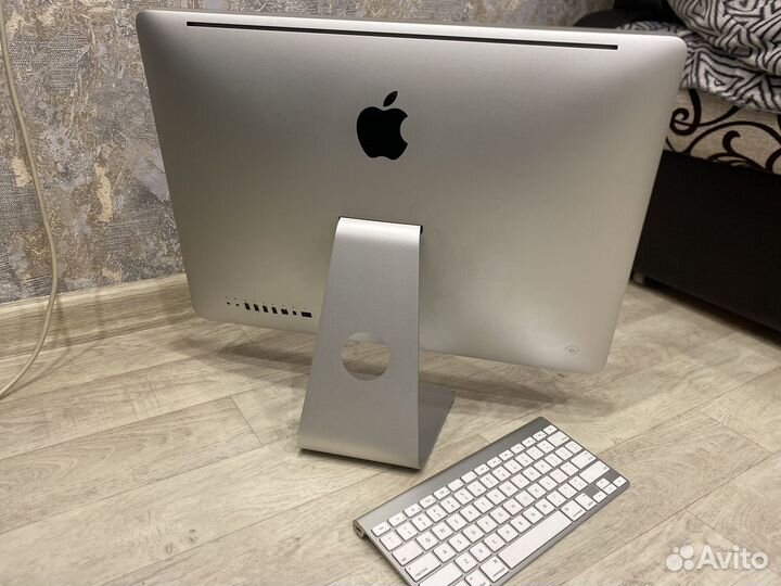 Apple iMac 21,5 mid 2011