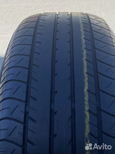 Yokohama BluEarth E70BZ 215/60 R16