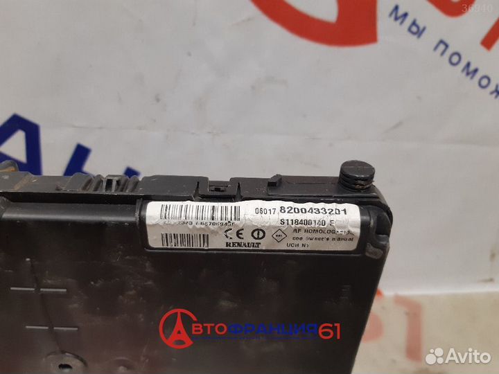 Блок предохранителей, 8200433201 renault megane 2
