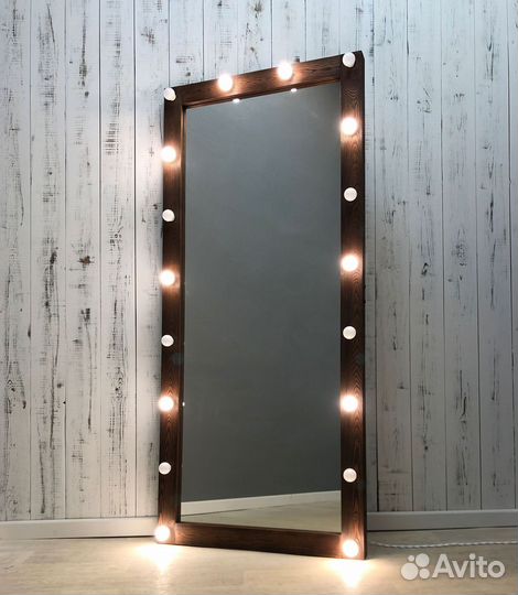 Зеркало с подсветкой