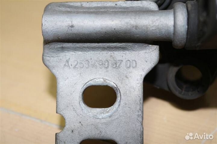 Кронштейн глушителя Mercedes-Benz GLC-Класс X253