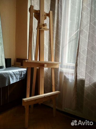 Мольберт-тренога деревянный