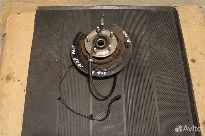 Кулак поворотный задний правый Jeep Grand Cheroke