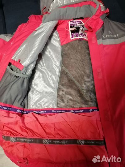 Горнолыжная куртка женская 46 размер