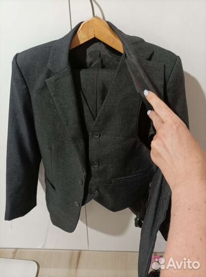 Костюм тройка детский 122-128