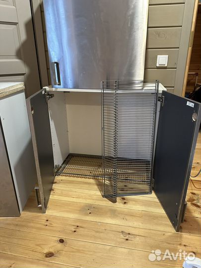 Шкаф навесной IKEA