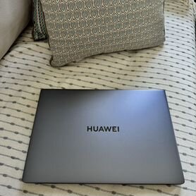 Huawei MateBook d16