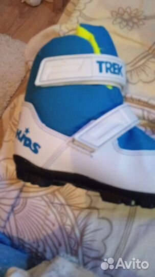 Лыжные ботинки