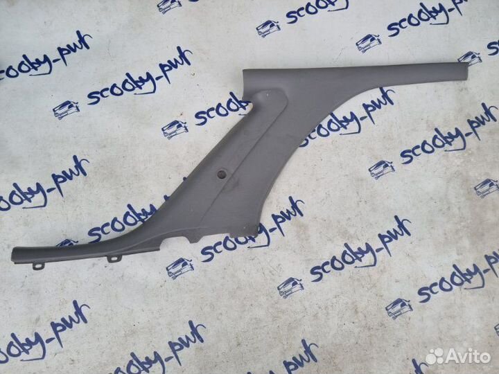 Накладка крыши задняя левая Subaru Impreza GF