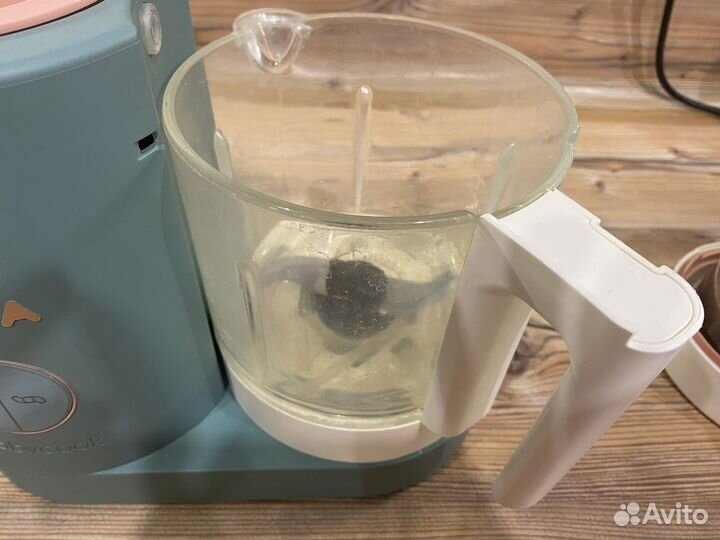 Пароварка блендер beaba babycook neo