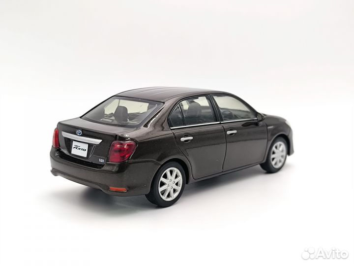 Toyota Corolla Axio, 1:30, в наличии