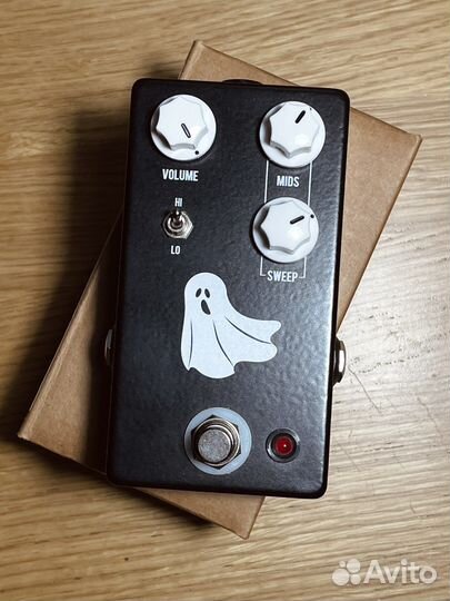 JHS Pedals Haunting Mids