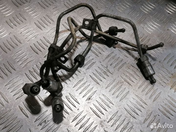 Трубка топливная Mitsubishi L200 2006-2016