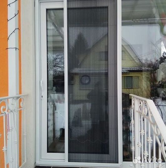 Москитные сетки плиссе на окна и двери