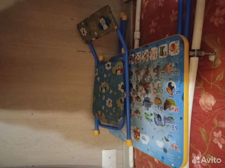 Столик и стульчик для ребенка