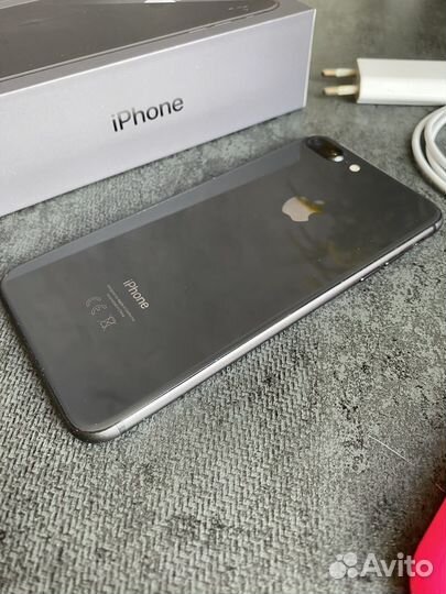 Телефон iPhone 8 plus 256гб
