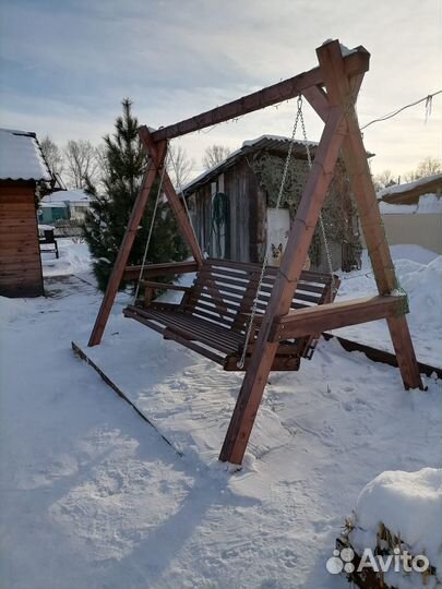 Качель уличная