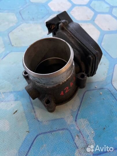 Дроссельная заслонка 06F133062G