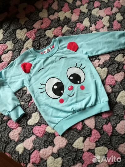 Новая кофточка на 2,5- 3 года