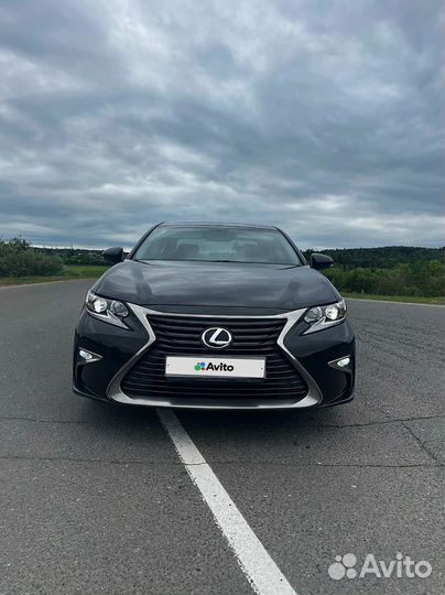 Lexus ES, 2016