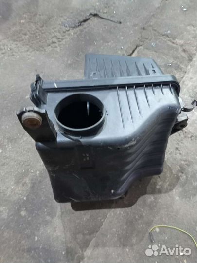 Корпус воздушного фильтра kia sorento 2.5