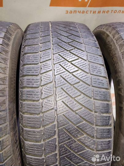 Continental ContiVikingContact 6 225/65 R17