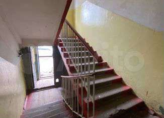 2-к. квартира, 59 м², 1/2 эт.