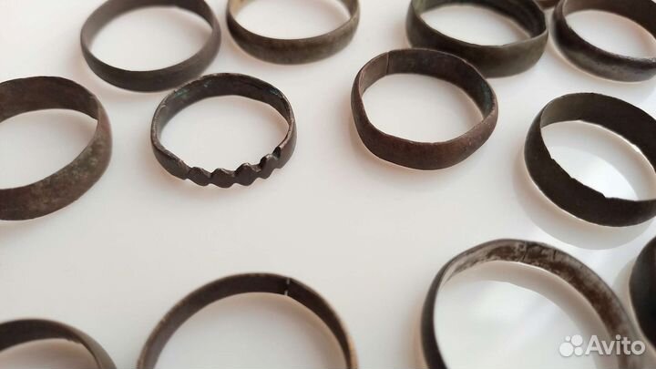 Старинные медные кольца