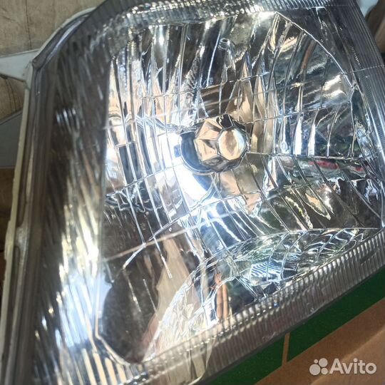 Фары toyota prado 90 95