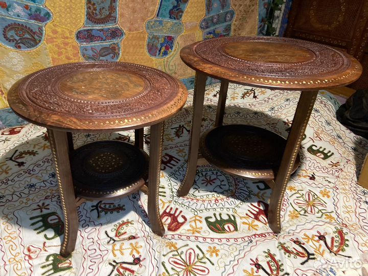 Стол кофейный. Индия. Мабель